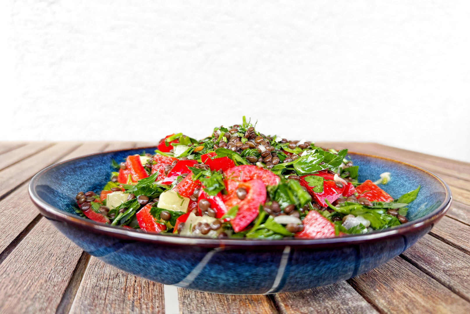 erfrischender Paprika Linsen Salat